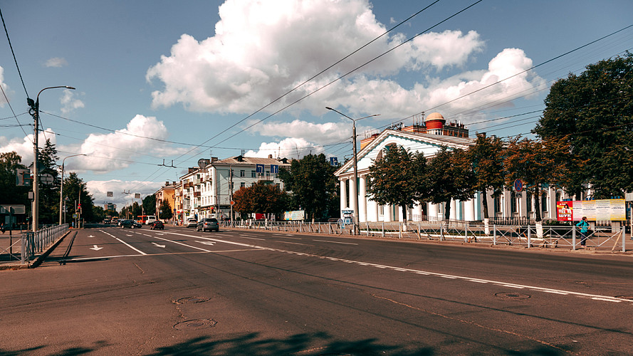 Владимирскую площадь Ленина на пять дней частично закроют для транспорта